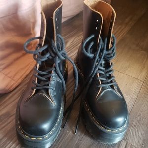 Dr. Martens Jadon Decon